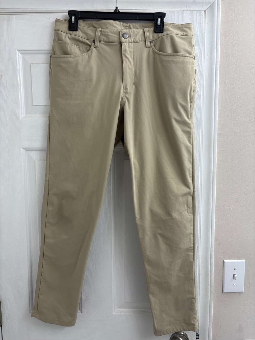 lululemon athletica Men's Khaki Chino Pants in Light Tan